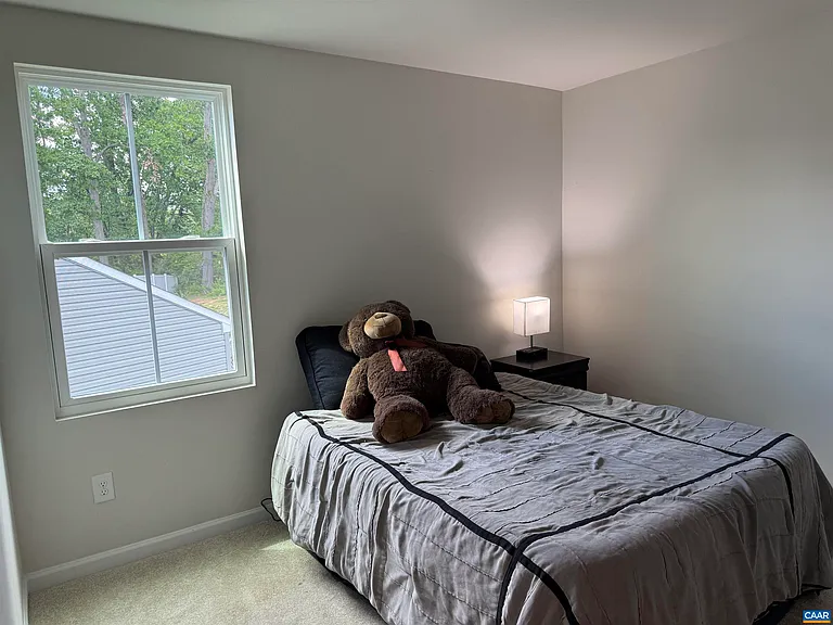 109 Walsh Ln — Photo 17