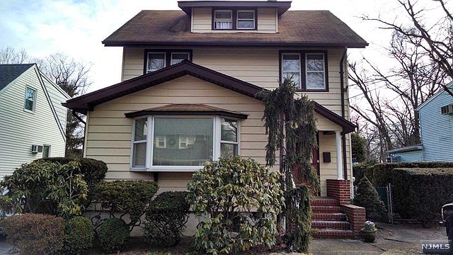 1st image of 41 Garden Pl