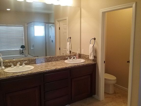 4th image of 4902 Regal Ct