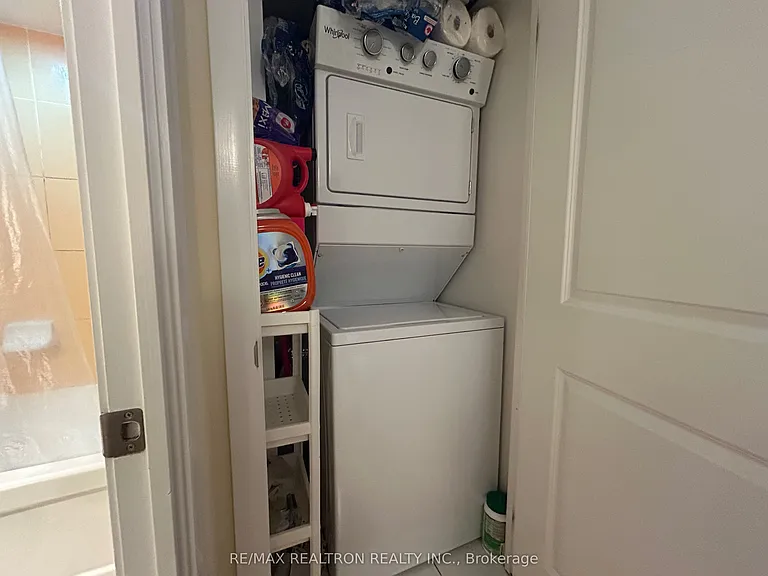 5791 Yonge St #908 — Photo 9