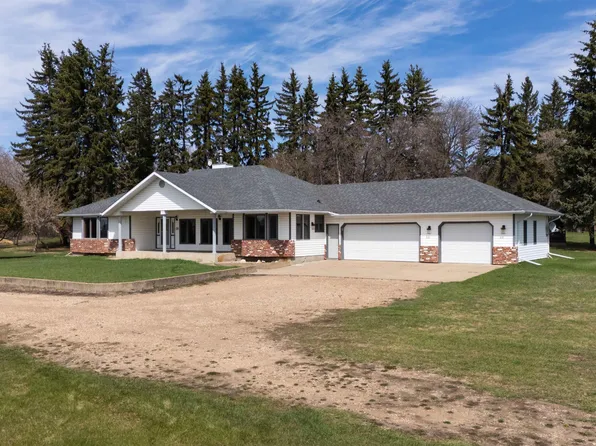19403 Fort Rd NE, Edmonton, AB T5Y 6H2