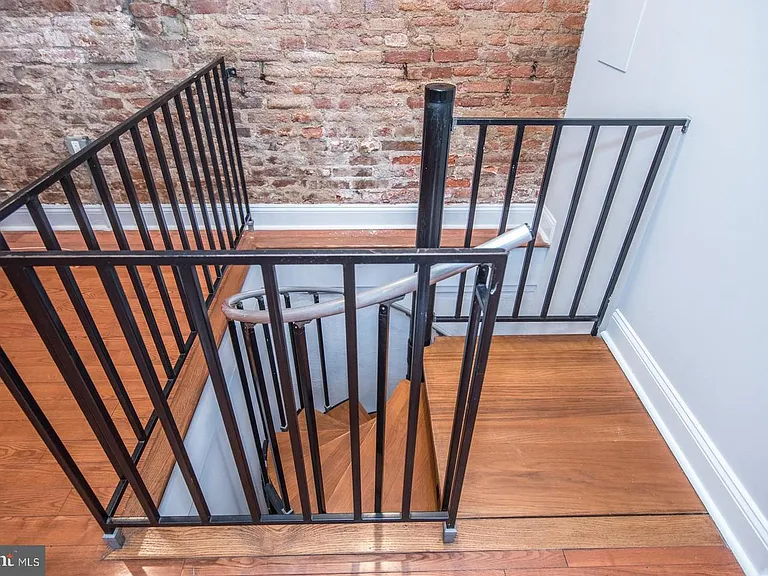 1111 Mount Vernon St #2 — Photo 7