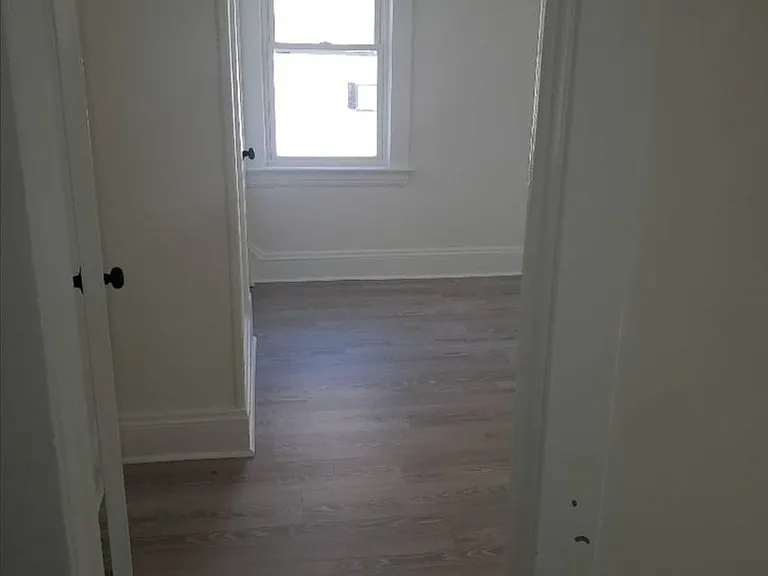 4309 Gifford Ave — Photo 15