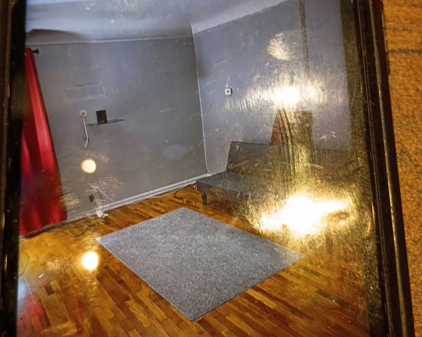 3 bed, 878 sqft, $1,050 — Photo 2