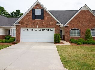 404 Windbrooke Cir, Greenville, SC 29615