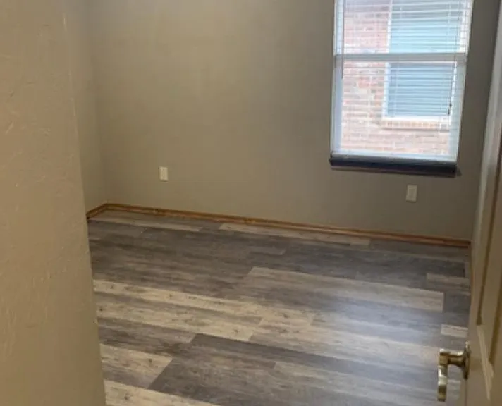 1508 Forest Ridge Way — Photo 2