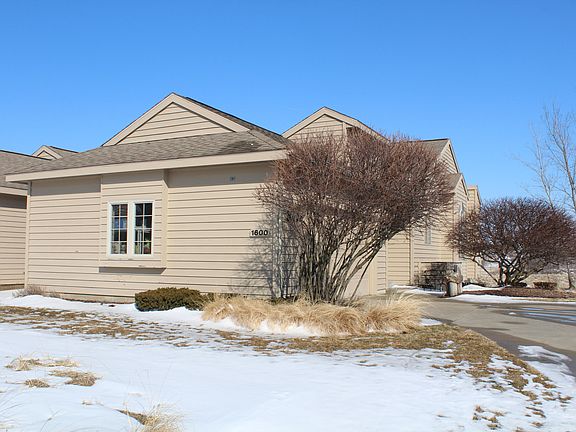 5th image of 1600 E Harbour Towne Cir