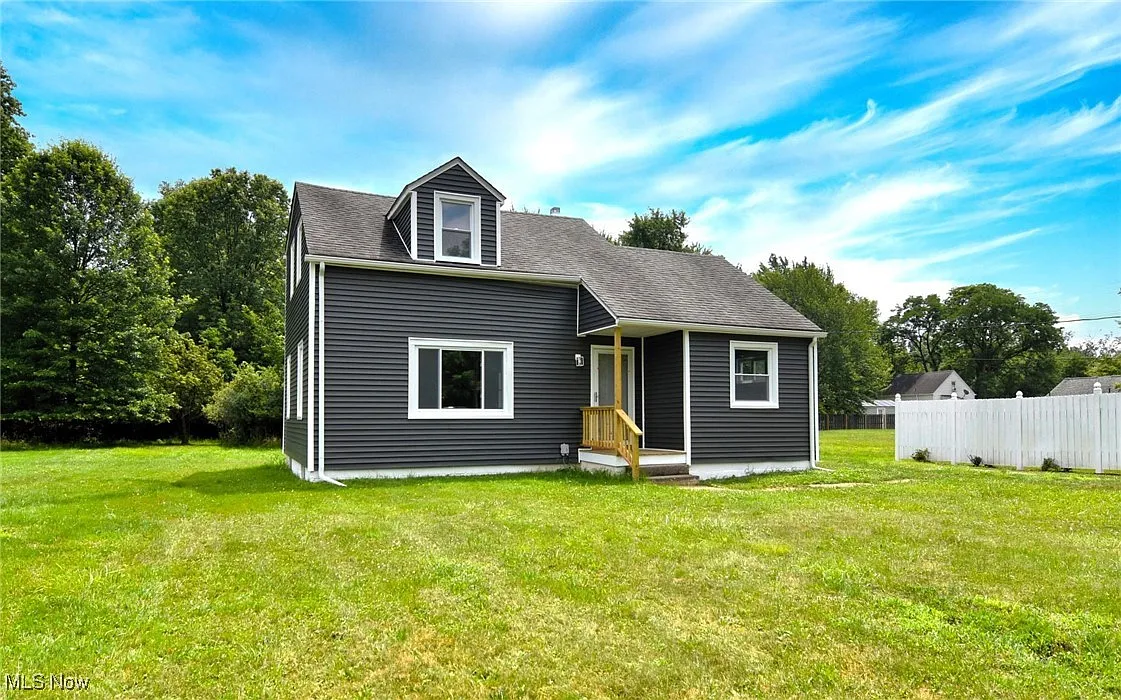 7485 Oakhill Rd photo 1