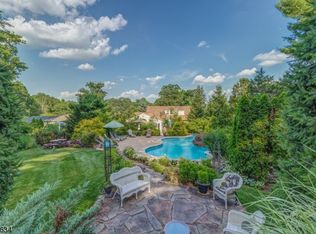 238 Baltusrol Way, Springfield, NJ 07081