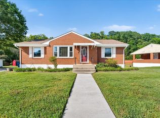 2048 Laura Rd NW, Roanoke, VA 24017