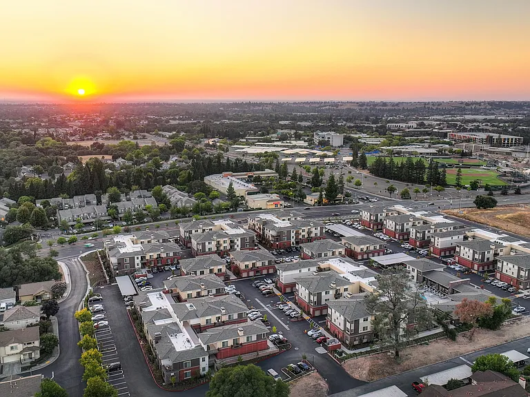 Sierra Gateway Apartments