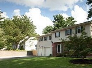 90 Tzinas St, Manchester, NH 03104