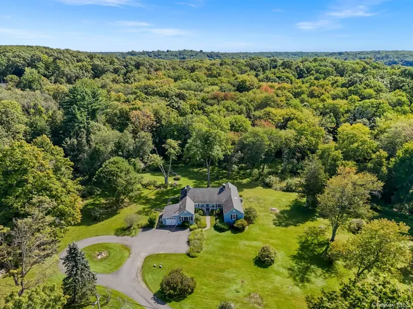 267 Salem Road, Pound Ridge, NY 10576