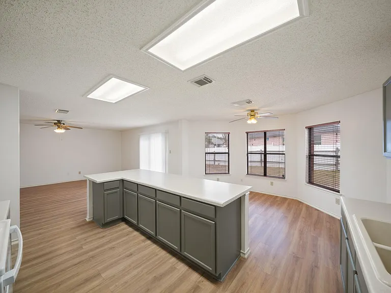 1688 Fir Cir — Photo 13