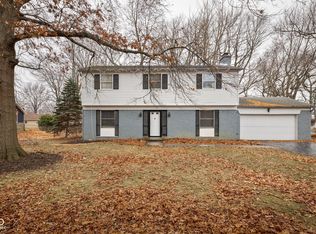 522 Chapel Hill West Dr, Indianapolis, IN 46214