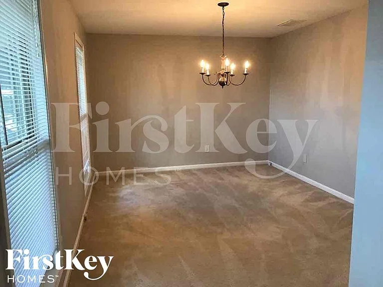 2126 Villa Spring Ter — Photo 2