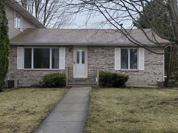 10803 Timer Dr W, Huntley, IL 60142