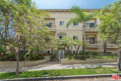 11540 Rochester Ave #103 Photo 1