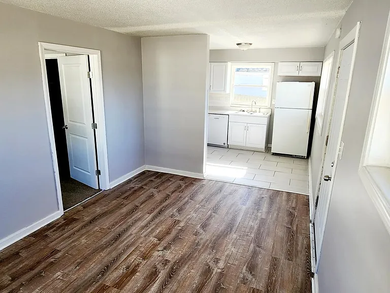 4127 N Winn Rd #4127 — Photo 5
