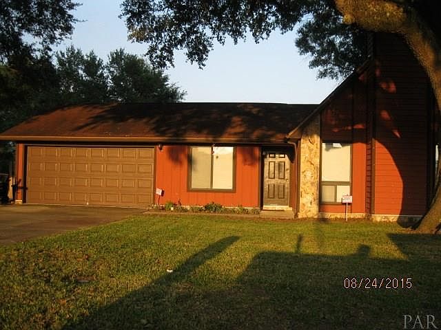 1st image of 2466 Pine Forest Dr