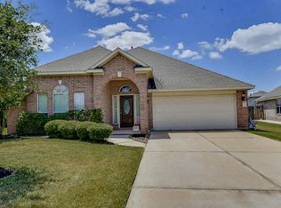 9911 Barr Lake Dr, Houston, TX 77095