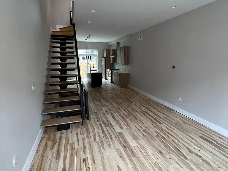 1539 S Bambrey St — Photo 3