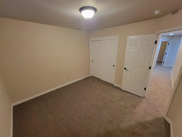 2790 Cedar Ave — Photo 24