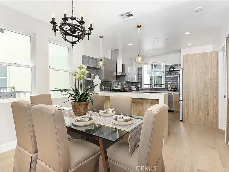 9 Oakmont Ln — Photo 34