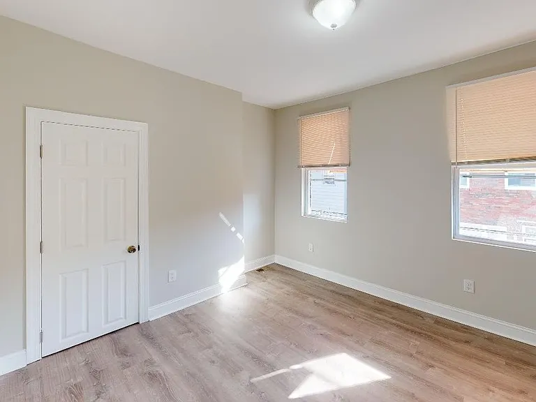 1919 Pierce St — Photo 14