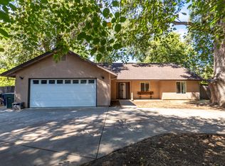 3128 Island Dr, Redding, CA 96001