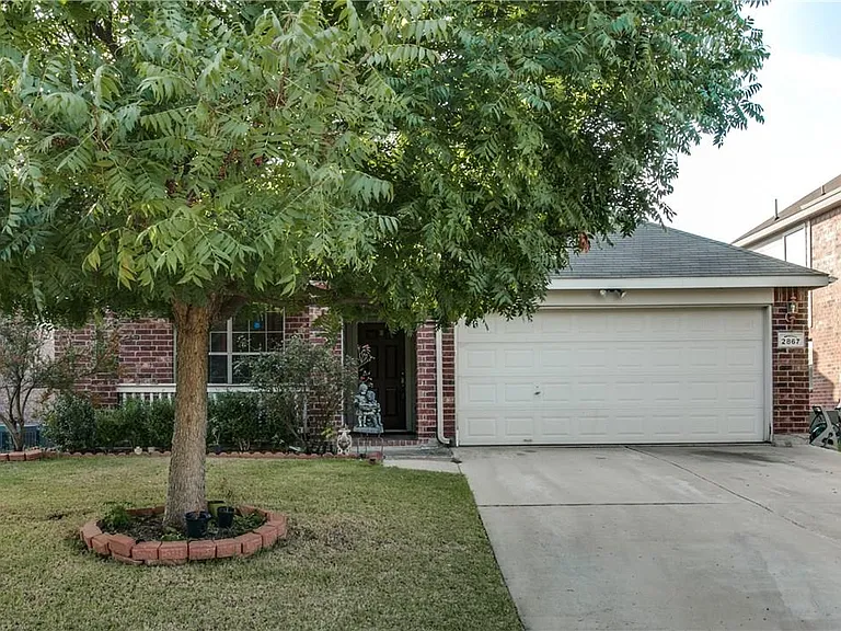 2867 Park Place Dr — Photo 5