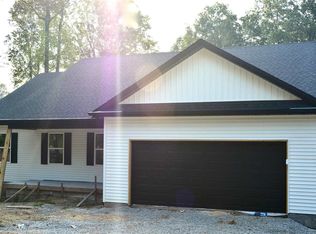 64 Vance Dr, Scottsville, KY 42164