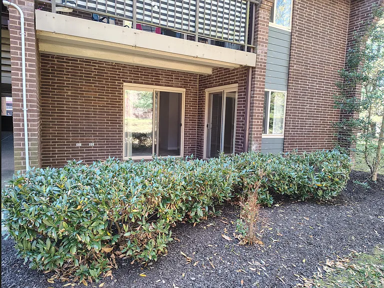 Residences at Pomona Park — Photo 119
