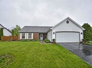 13 Burgess Dr, Glendale Heights, IL