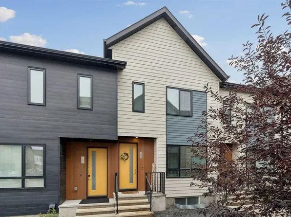 704 N Redstone Cres NE, Calgary, AB T3N 1M3