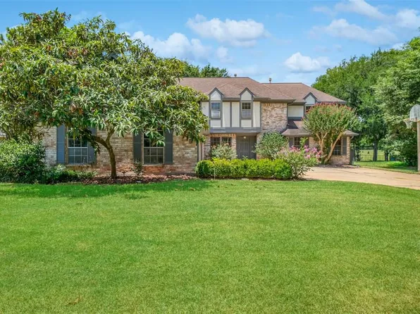 2015 Masters Ln, Missouri City, TX 77459
