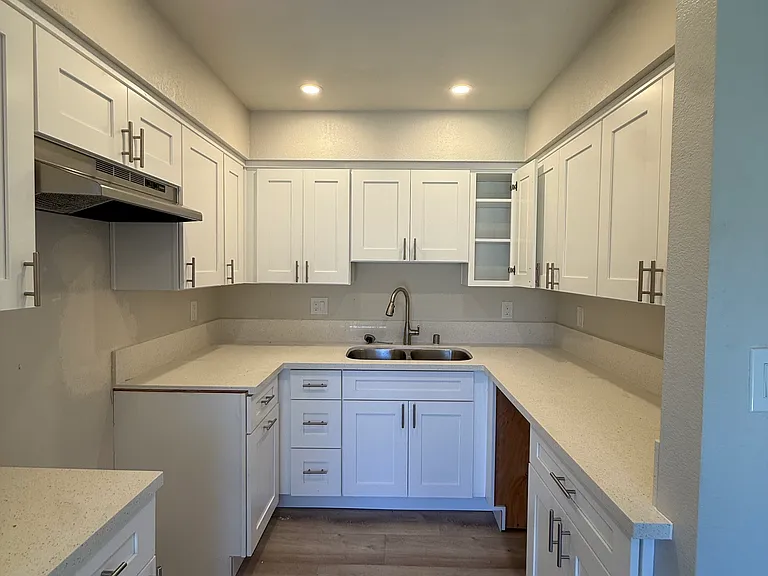 9905 El Camino Real #11 — Photo 1