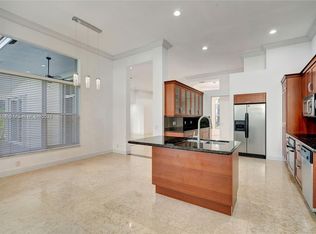 1709 Victoria Pointe Cir #0, Weston, FL 33327