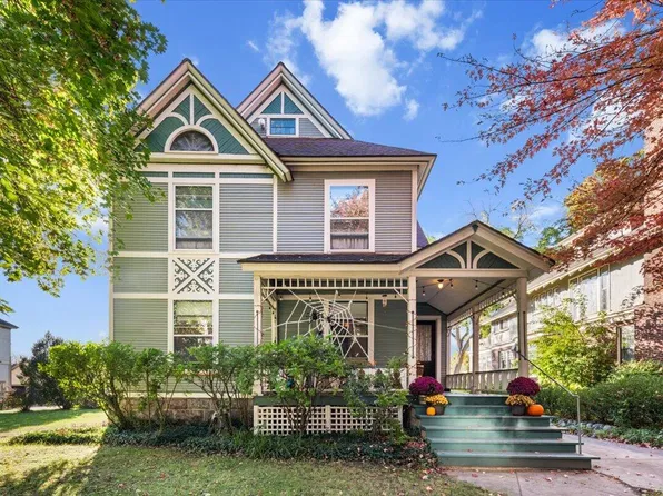 321 Madison Ave SE, Grand Rapids, MI 49503