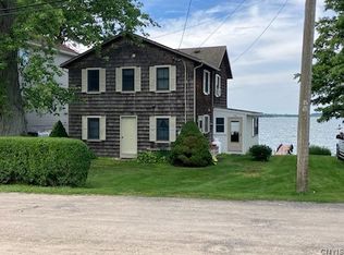 73 Lakeshore Rd, Pulaski, NY 13142