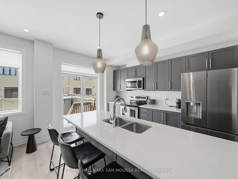 302 Drumlish Ln — Photo 17
