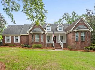 10215 Oak Ln, Grand Bay, AL 36541
