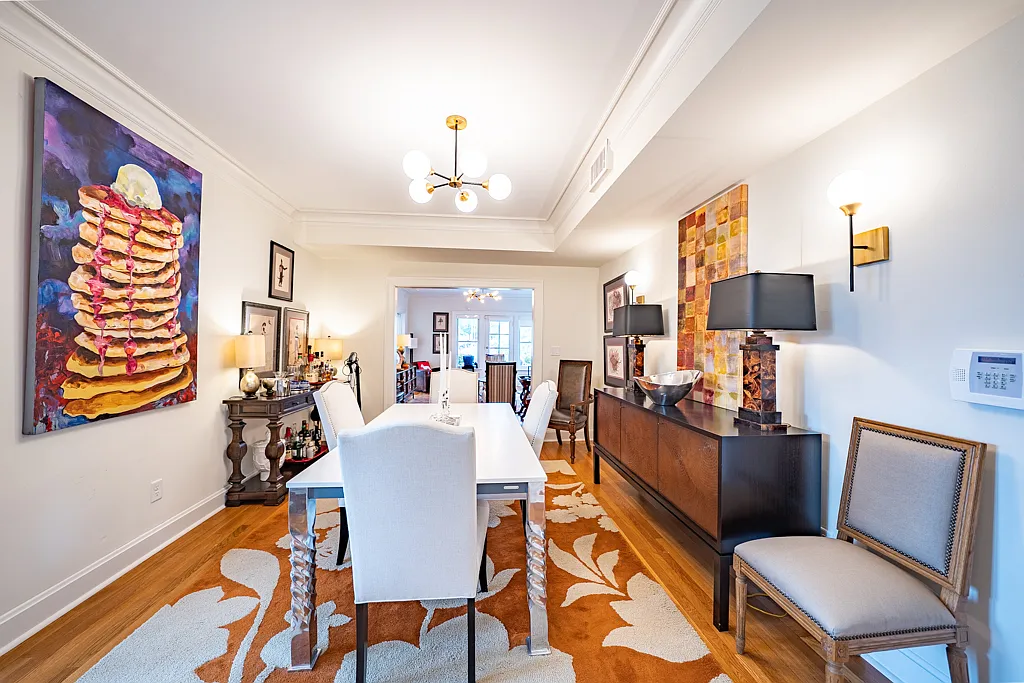 2 bed, 2.5 bath, 1350 sqft, $2,500 — Photo 4