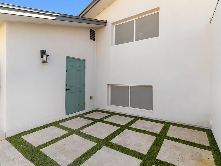 6508 N 85th Pl — Photo 28