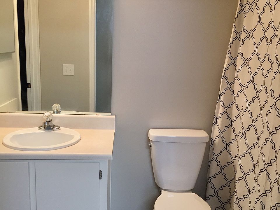 1st image of 3536 Daylily Ln