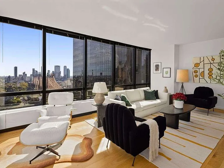 420 E 61st St #33B — Photo 4