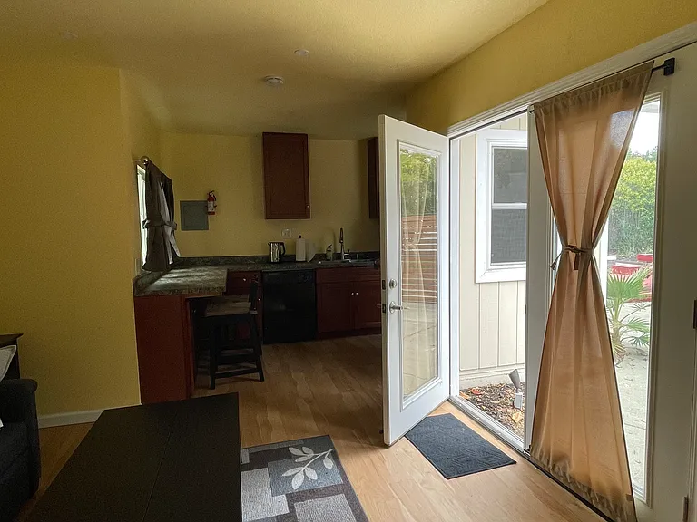 1746 Sattler Dr #B — Photo 7