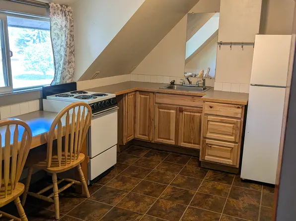 (undisclosed Address), La Grande, OR 97850