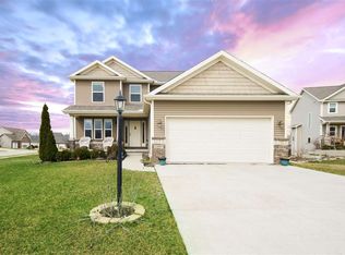 11007 N Mosscliff Ct, Dunlap, IL 61525