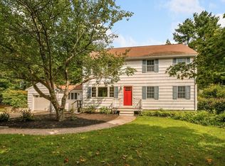 92 Seekonk St, Norfolk, MA 02056